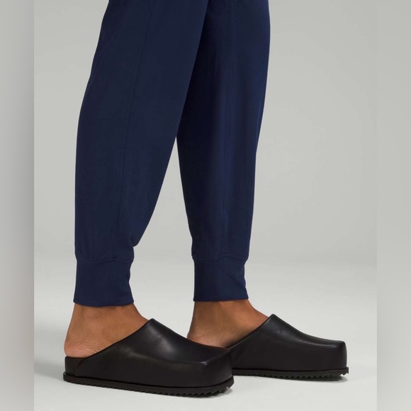Lululemon Ready to Rulu High-Rise Jogger *Full Length | Sz 4 - Picture 4 of 6